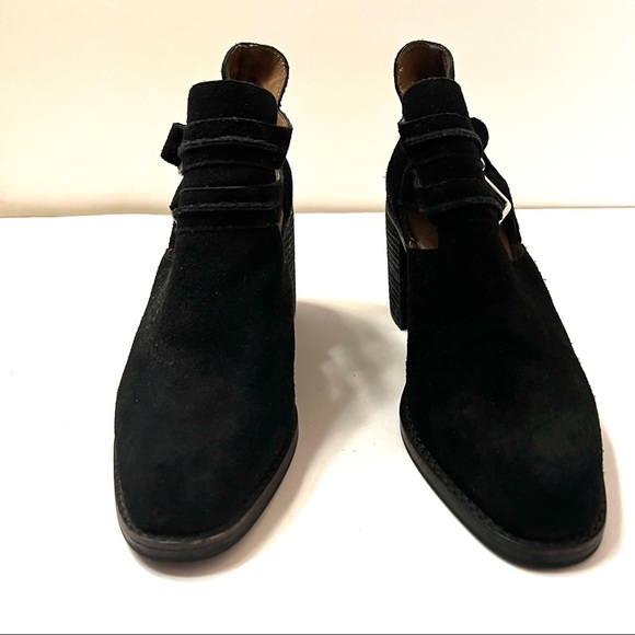 Jeffrey Campbell Black Suede Buckle Cutout Bootie B12/ - Picture 4 of 13